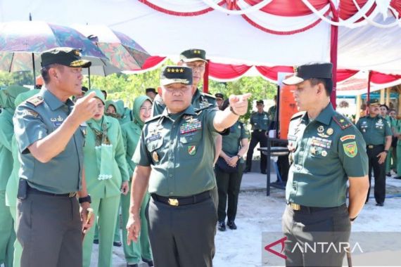 Jenderal Dudung: Saya Tidak Menginginkan Ada Prajurit TNI AD dan Keluarganya Menderita - JPNN.COM