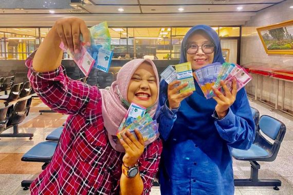Catat, Ini Lokasi dan Jadwal Penukaran Uang Rupiah Baru di Riau - JPNN.COM