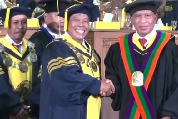 Ketua NOC Indonesia Sebut Menpora Amali Layak Bergelar Profesor Kehormatan, Ini Alasannya - JPNN.COM