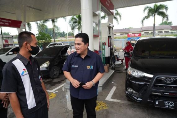 Erick Thohir Pastikan Ketersediaan BBM Bersubsidi Aman - JPNN.COM