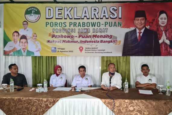 Eks Stafsus Jokowi Nilai Prabowo-Puan Penawar Politik Identitas - JPNN.COM