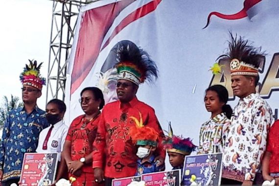 Bupati Biak Numfor Minta Marsekal Fadjar Bangun SMA Taruna Nusantara di Papua - JPNN.COM