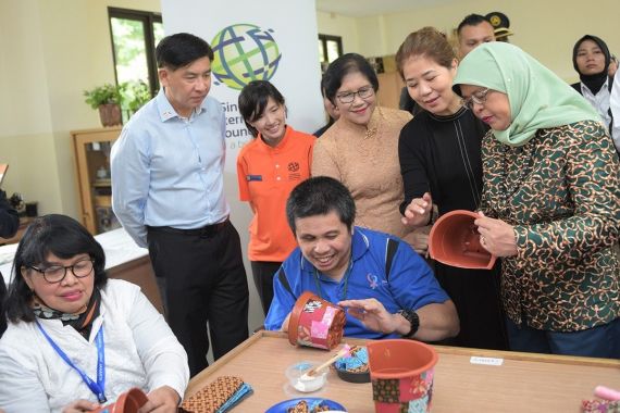 SIF Konsisten Pererat Hubungan RI-Singapura, Raih Adinata Award dari KBRI - JPNN.COM