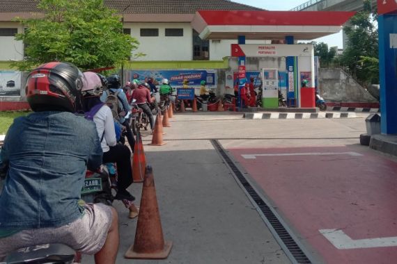 Pembelian BBM Subsidi di Palembang Hanya Boleh Sekali dalam Sehari - JPNN.COM