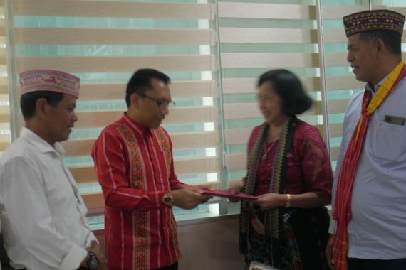 Soroti Kenaikan Harga Tiket Masuk TN Komodo, Forum Diaspora Mabar di Jakarta Mengadu ke DPR - JPNN.COM