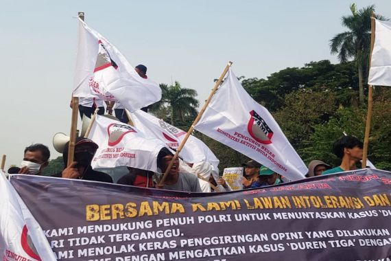 Gelar Aksi di Patung Kuda, PW KAMI DKI: Awas, Isu Duren Tiga Ditungggangi - JPNN.COM