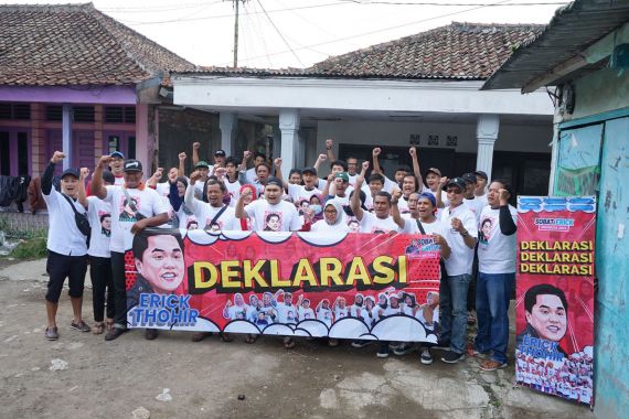 Di Sukabumi, Sobat Erick Galang Dukungan Lewat Aksi Sosial Bersama Sejumlah Komunitas - JPNN.COM