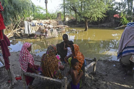 Pakistan Dilanda Banjir Terdahsyat, Ekonomi Makin Hancur - JPNN.COM