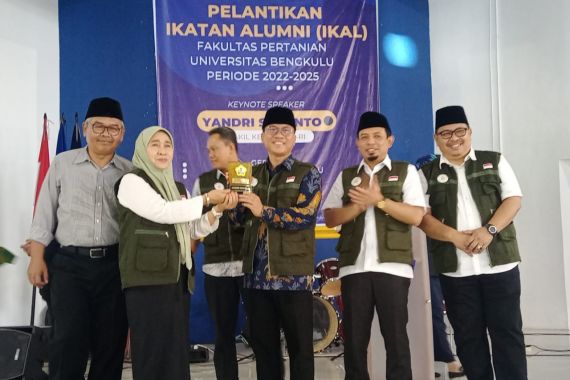 Yandri Berharap Universitas Bengkulu Jadi Garda Terdepan Ketahanan Pangan Indonesia  - JPNN.COM