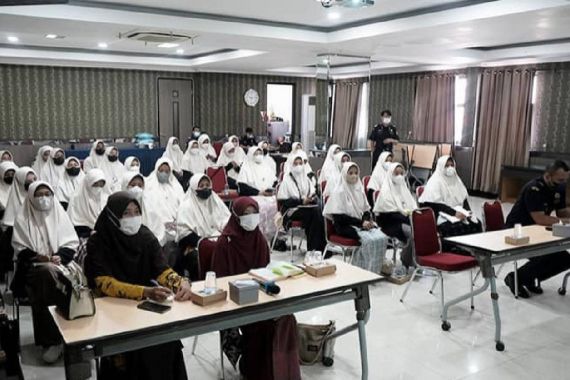 Bea Cukai Beri Edukasi kepada Pelajar-Mahasiswa di Yogyakarta dan Jatim - JPNN.COM