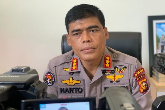 Kombes Nandang Jadi Kabid Humas Polda Riau, Sejumlah Pejabat Lainnya Dimutasi - JPNN.COM