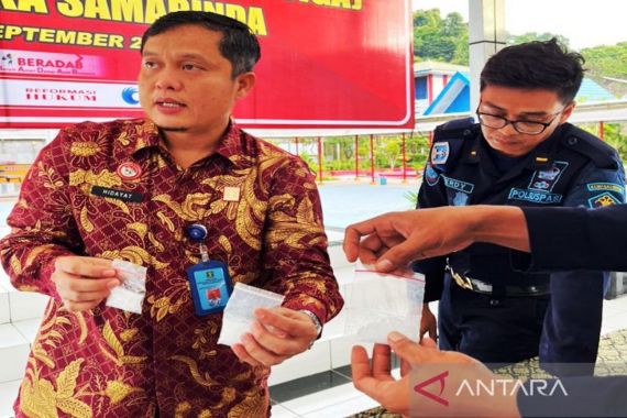 Petugas Curiga Drone Melintas di Area Lapas, Lalu Temukan Benda Terlarang - JPNN.COM