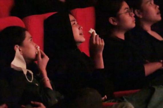 Reaksi Penonton Bikin Pemain Film Miracle In Cell No 7 Senang - JPNN.COM