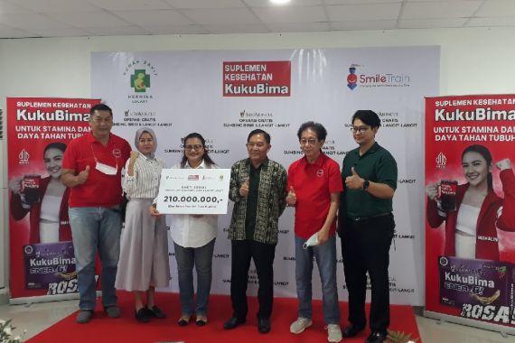 Suplemen Kesehatan Kuku Bima Sido Muncul Gelar Bantuan Operasi Sumbing Bibir Gratis, Kali Ini di Bekasi - JPNN.COM