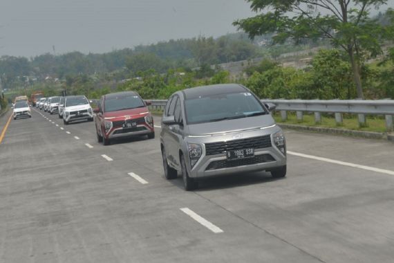 Test Drive Hyundai Stargazer: Membuktikan Kenyamanan di Rute Malang-Solo - JPNN.COM