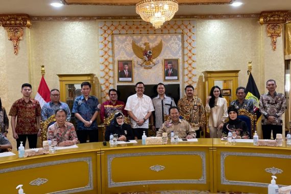 Yayasan Dewa Dewi Indonesia Jajaki Kolaborasi di Jember - JPNN.COM
