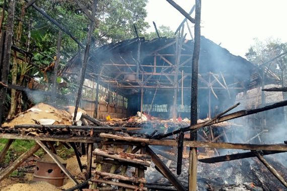 Kebakaran Kandang Ayam di Tangerang, 1.000 Ekor Gosong - JPNN.COM