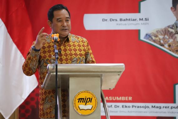 MIPI Meluncurkan Buku Putih Pemerintahan Indonesia, Ini Komentar Sejumlah Guru Besar - JPNN.COM