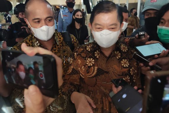 Ditanya Polemik PPP, Suharso Ingatkan Wartawan: Awas Jatuh - JPNN.COM