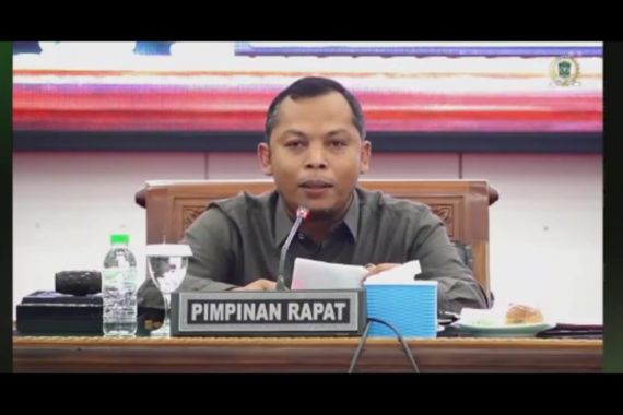 Gegara Tak Hafal Pancasila, Ketua DPRD Lumajang Mundur - JPNN.COM