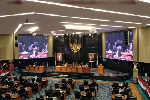 DPRD Usulkan Pemberhentian Anies dari Jabatan Gubernur DKI Jakarta - JPNN.COM
