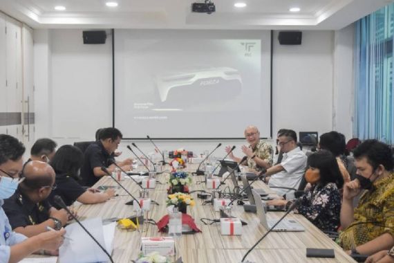 Bea Cukai Beri Izin Pusat Logistik Berikat kepada Industri Supercar, Ini Tujuannya - JPNN.COM