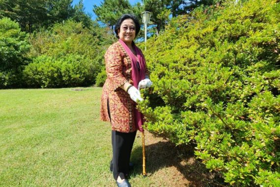Megawati: Teknologi Hanya Alat Bantu, Tetapi Alam Ini Pemberian Allah SWT - JPNN.COM