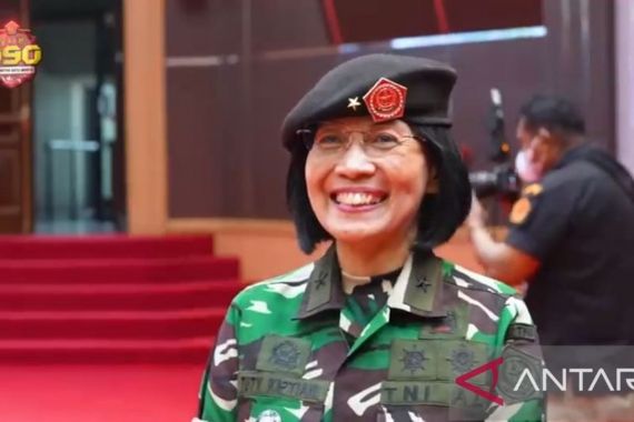 Laksma Tuty Kiptiani Pastikan Perkara Hukum Anggota TNI Diselesaikan Secara Adil - JPNN.COM