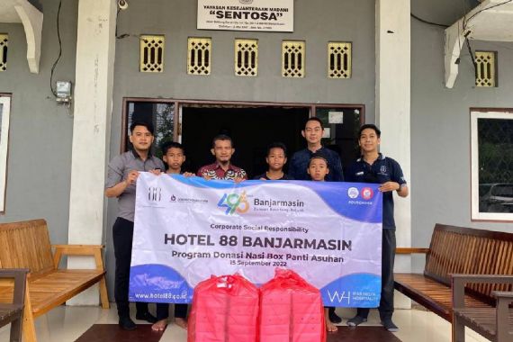 Meriahkan Hari Jadi Ke-496 Banjarmasin, Hotel 88 Berbagi dengan 3 Panti Asuhan - JPNN.COM