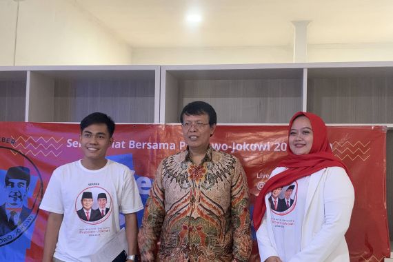 MK Diminta Beri Kepastian Hukum Agar Jokowi Bisa Jadi Cawapres 2024 - JPNN.COM