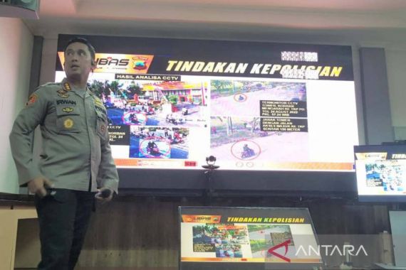 PNS Pemkot Semarang yang Dibakar Terpantau CCTV, Dieksekusi di TKP - JPNN.COM