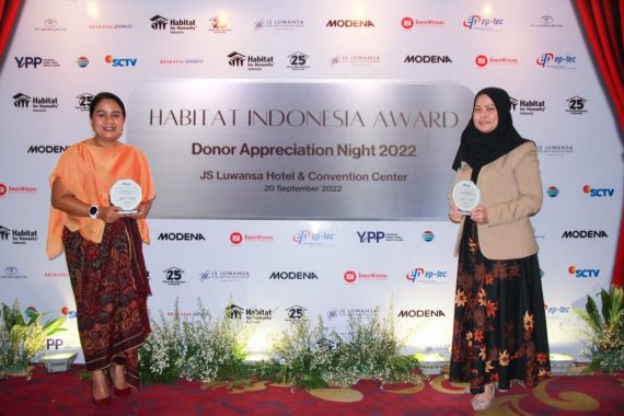 2 Unit Usaha APP Sinar Mas Meraih Penghargaan dari HfH Indonesia - JPNN.COM