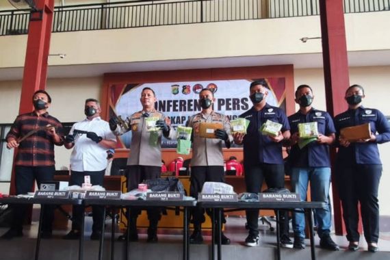 Polres Jakarta Pusat Tangkap 9 Orang Kasus Narkotika - JPNN.COM
