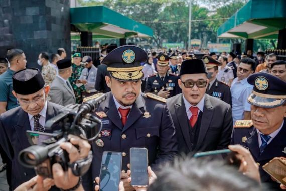 Kabar Baik dari Bobby Nasution untuk Masyarakat Pengguna Jasa Angkot Medan - JPNN.COM