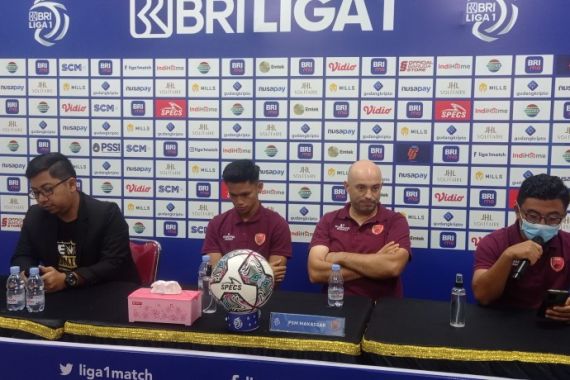 Bernardo Tavares Menyebut Wasit Selalu Rugikan PSM Makassar - JPNN.COM