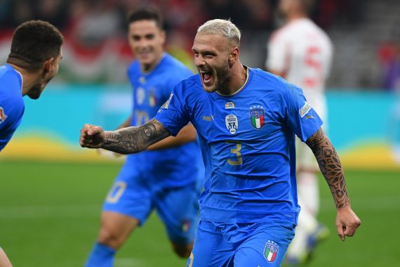 Italia Bikin Kejutan, Roberto Mancini dan Federico Dimarco Ukir Rekor Fantastis - JPNN.COM