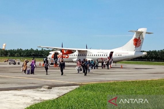 Cuaca Buruk, Wings Air Gagal Mendarat di Aceh - JPNN.COM