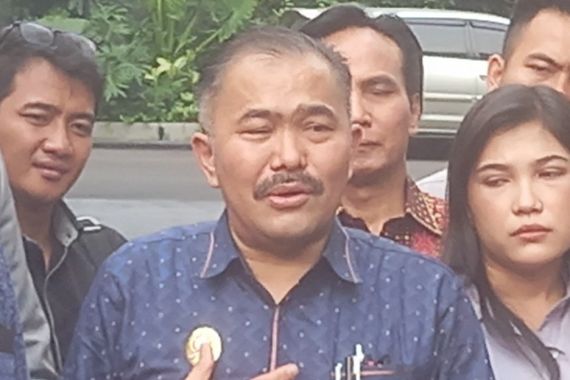 Konon, Brigjen Hendra Gunakan Jet Pribadi ke Jambi untuk Bertemu Keluarga Brigadir J, Kamaruddin Simanjuntak Merespons - JPNN.COM