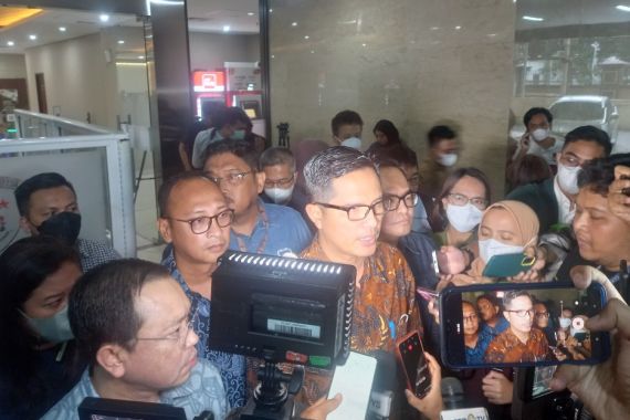 Febri Diansyah Tegaskan Putri Candrawathi Sudah Bersikap Kooperatif - JPNN.COM