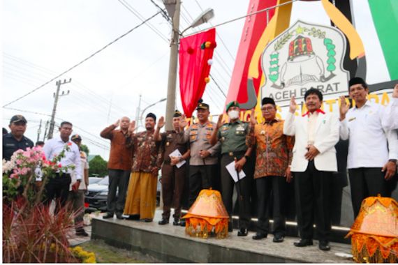 Kepala BPIP Sebut Ulama dan Santri Aceh sebagai Pejuang untuk Tegakkan Pancasila - JPNN.COM