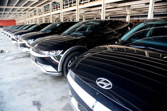 Deretan Mobil Listrik Hyundai Ionic 5 yang Siap Menyambut Delegasi P20 - JPNN.COM