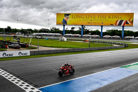 Juara di MotoGP Thailand, Oliveira Sebut Nama Indonesia - JPNN.COM