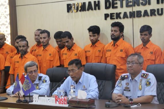 118 WNA Bangladesh Korban Perdagangan Manusia Segera Dideportasi dari Riau - JPNN.COM