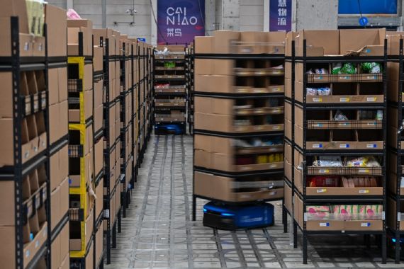 Smart Warehouse Solusi Cerdas di Tengah Tekanan Rantai Pasokan - JPNN.COM