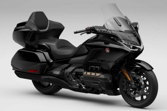 Honda Gold Wing Lansiran 2023 Menawarkan Pengendaraan Halus - JPNN.COM