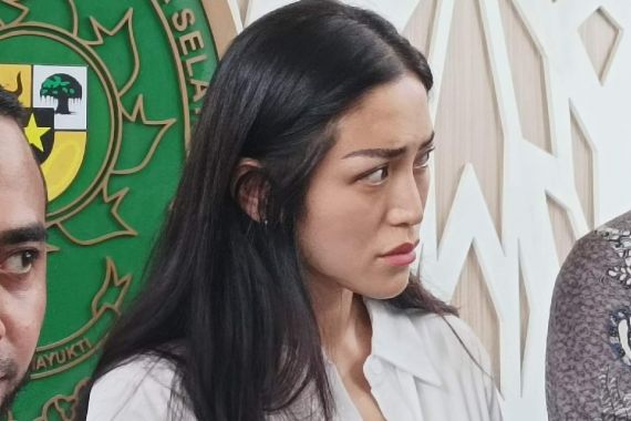 Detik-detik Jessica Iskandar Mengamuk di Pengadilan, Penyebabnya Terungkap - JPNN.COM