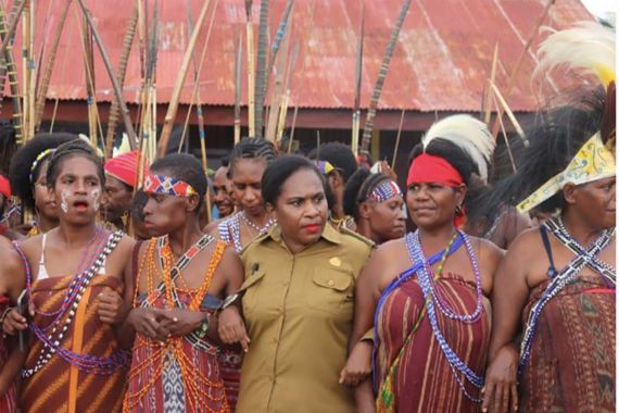 Selangkah Lagi, 20.000 Hektar Hutan Adat Marga Ogoney Papua Barat Bakal Diakui Negara - JPNN.COM