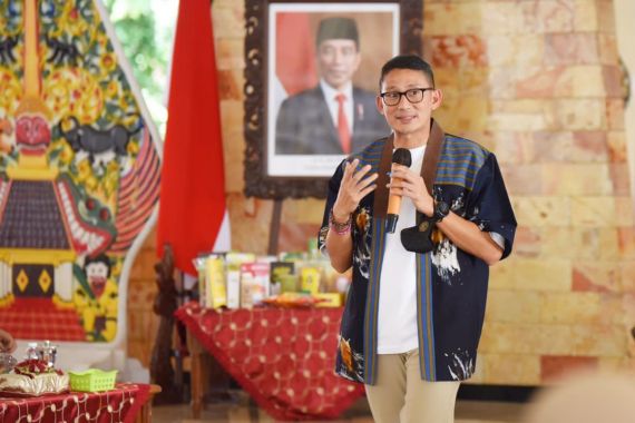 Bertemu Budayawan & Pengusaha di Solo, Sandiaga Siap Ciptakan Lapangan Kerja Baru - JPNN.COM
