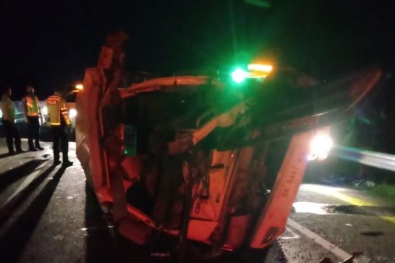 Indrajana Ungkap Detik-detik Kecelakaan Maut di Tol Pekanbaru-Dumai - JPNN.COM