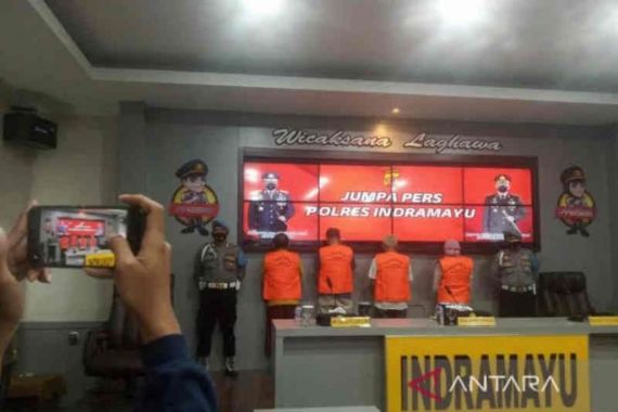 Nina Agustina: Berulang Kali Saya Tegaskan, Jangan Coba-Coba Korupsi - JPNN.COM